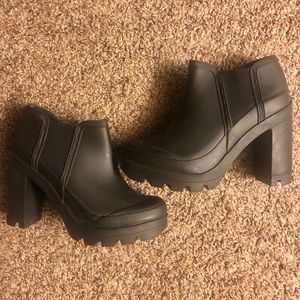Hunter high heel rain boots